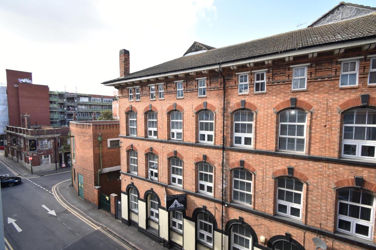 Gorgeous Spacious 2 Bed 2 Bath Apartment Leicester Exterior photo