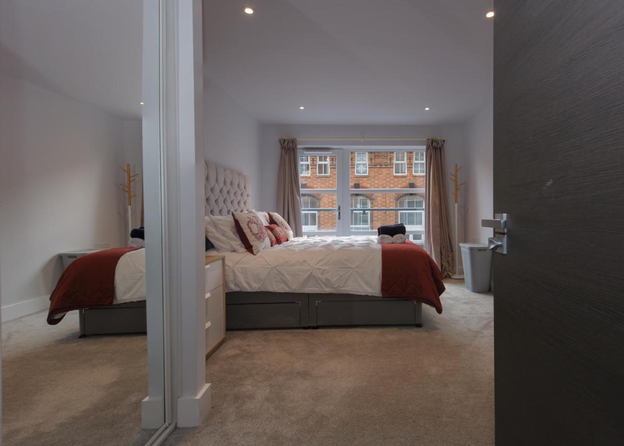 Gorgeous Spacious 2 Bed 2 Bath Apartment Leicester Exterior photo