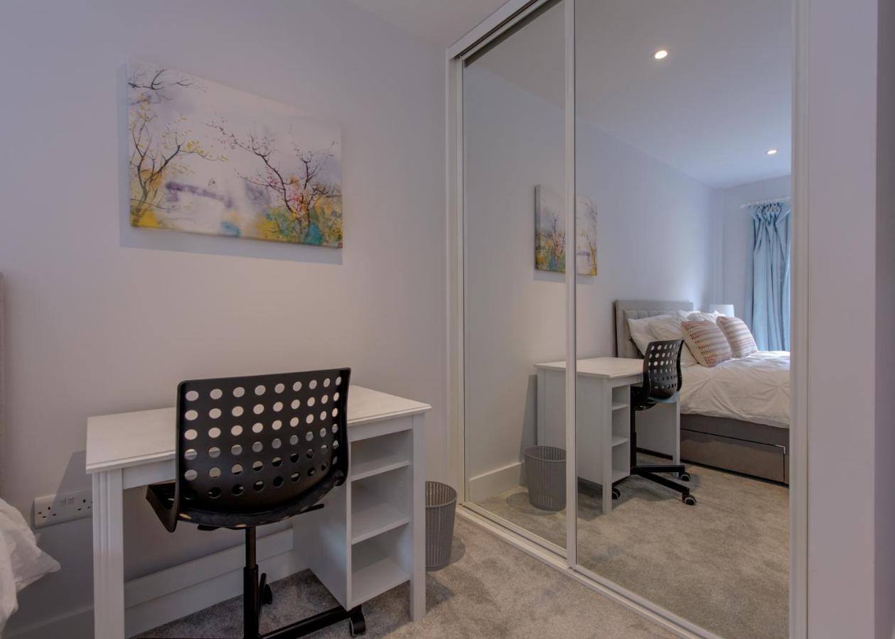 Gorgeous Spacious 2 Bed 2 Bath Apartment Leicester Exterior photo
